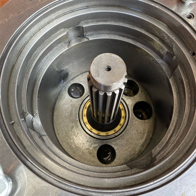 qualité  R210-9 R220-9  Excavator Gear Parts , Final Drive Gearbox 39Q6-42100 usine